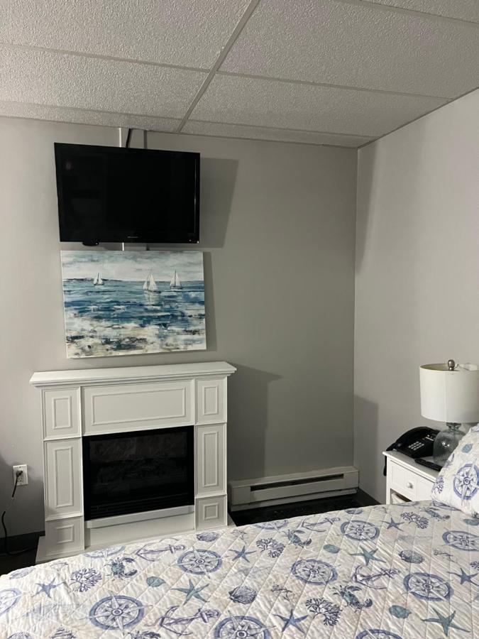 The Beachside Sylvan Beach Bagian luar foto