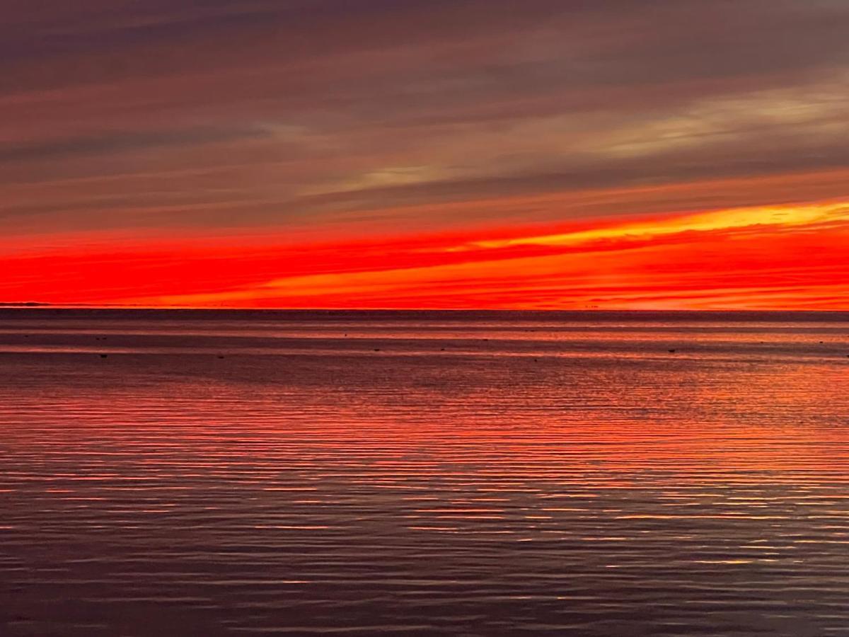 The Beachside Sylvan Beach Bagian luar foto